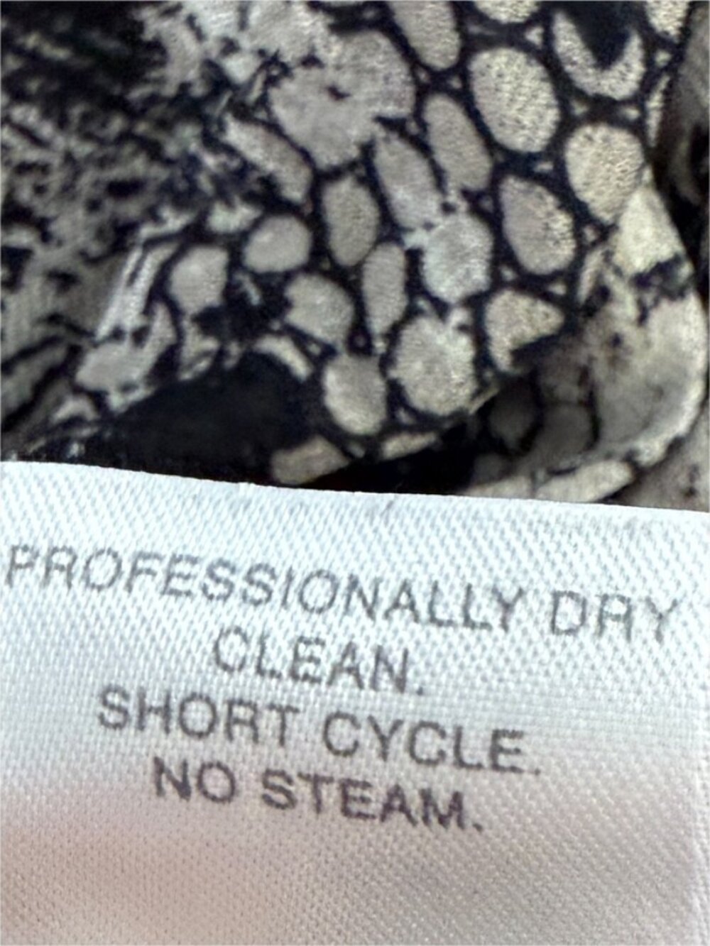 Classiques Entier Python Snake Print Cowl Neck Silk Blend Sleeveless Top M - Picture 7 of 8